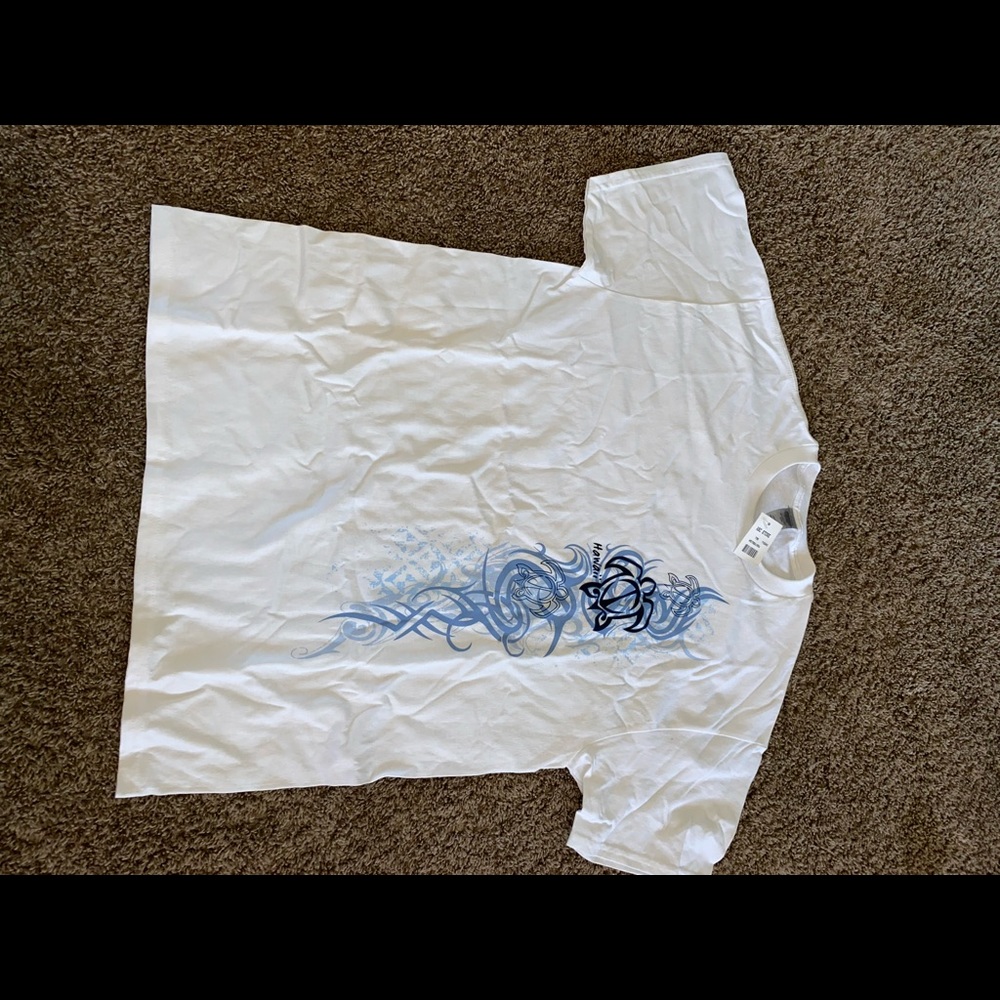 Hawaiian Graphic Tee